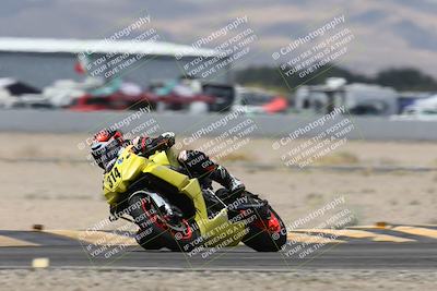 media/Apr-18-2025-CVMA Friday Practice (Fri) [[88baa45499]]/Racer 3/Session 5 (Turn 14 Tip In)/